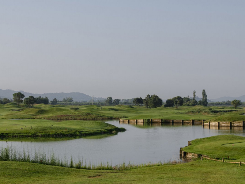 Emporda Links Golf Panorama