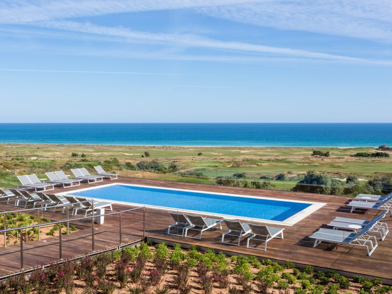 Onyria_Beach_Hotel_Pool