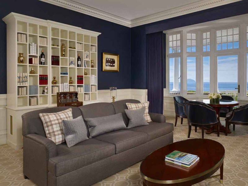 Turnberry_Suite_Living_Room